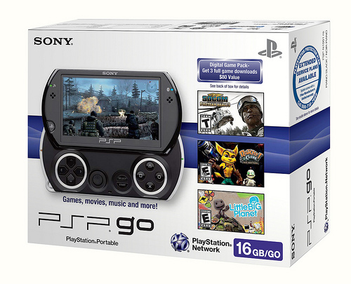 Sony giving away free games with PSP Go in US