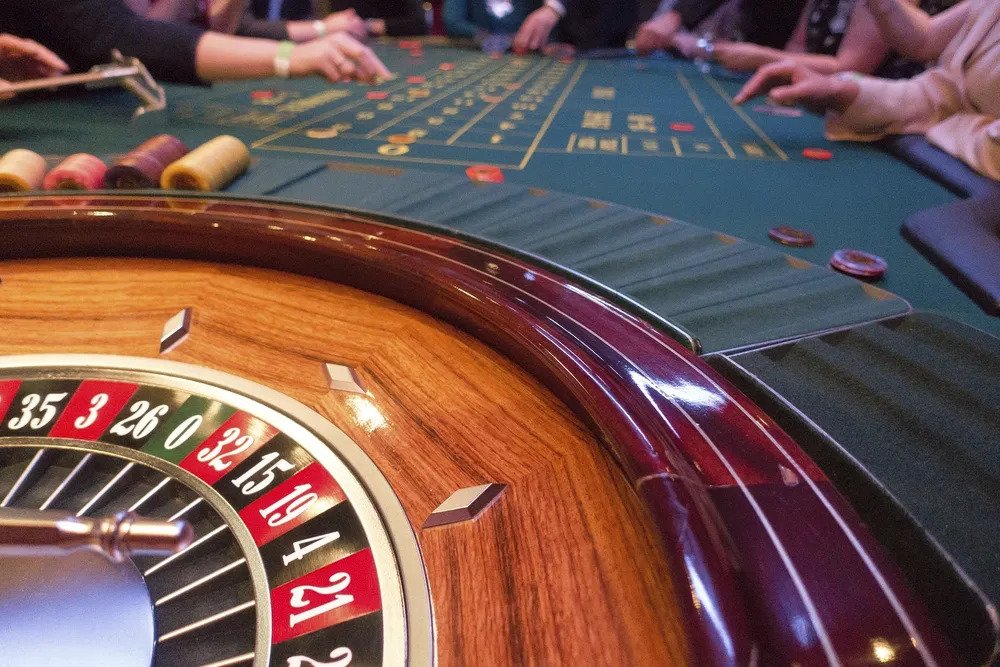 2. Unraveling Lucrative Welcome Bonuses:​ A Comprehensive Review of Canadian​ Online Casinos